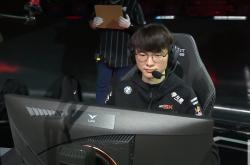 足球直播在线直播观看免费-包含C9横扫MAD，Faker打破历史纪录的词条