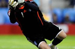 足球直播在线直播观看免费-瑞典队力克奥地利队，奥恰洛夫刷新纪录的简单介绍